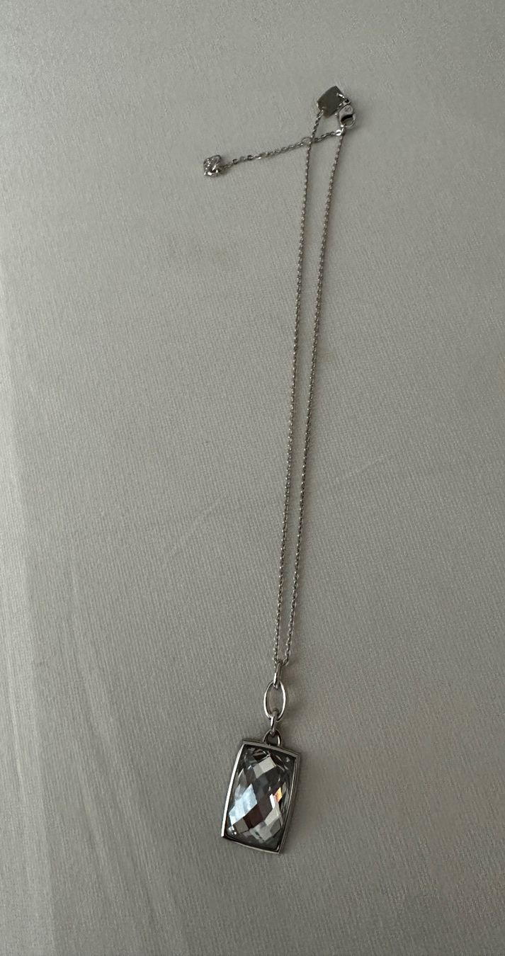 Swarovski Ketten: Swarovski Kette – Gebraucht aus Perlen von H.Spa