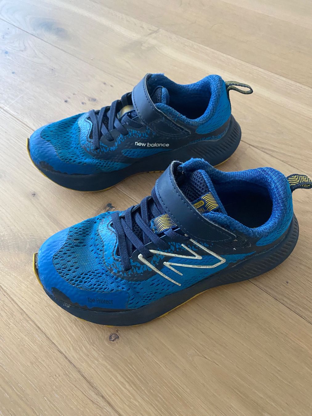 New Balance Scarpe per ragazzi: New Balance Trekking Kinder – Usato da Bolligen venduto da Noeggeli10 1