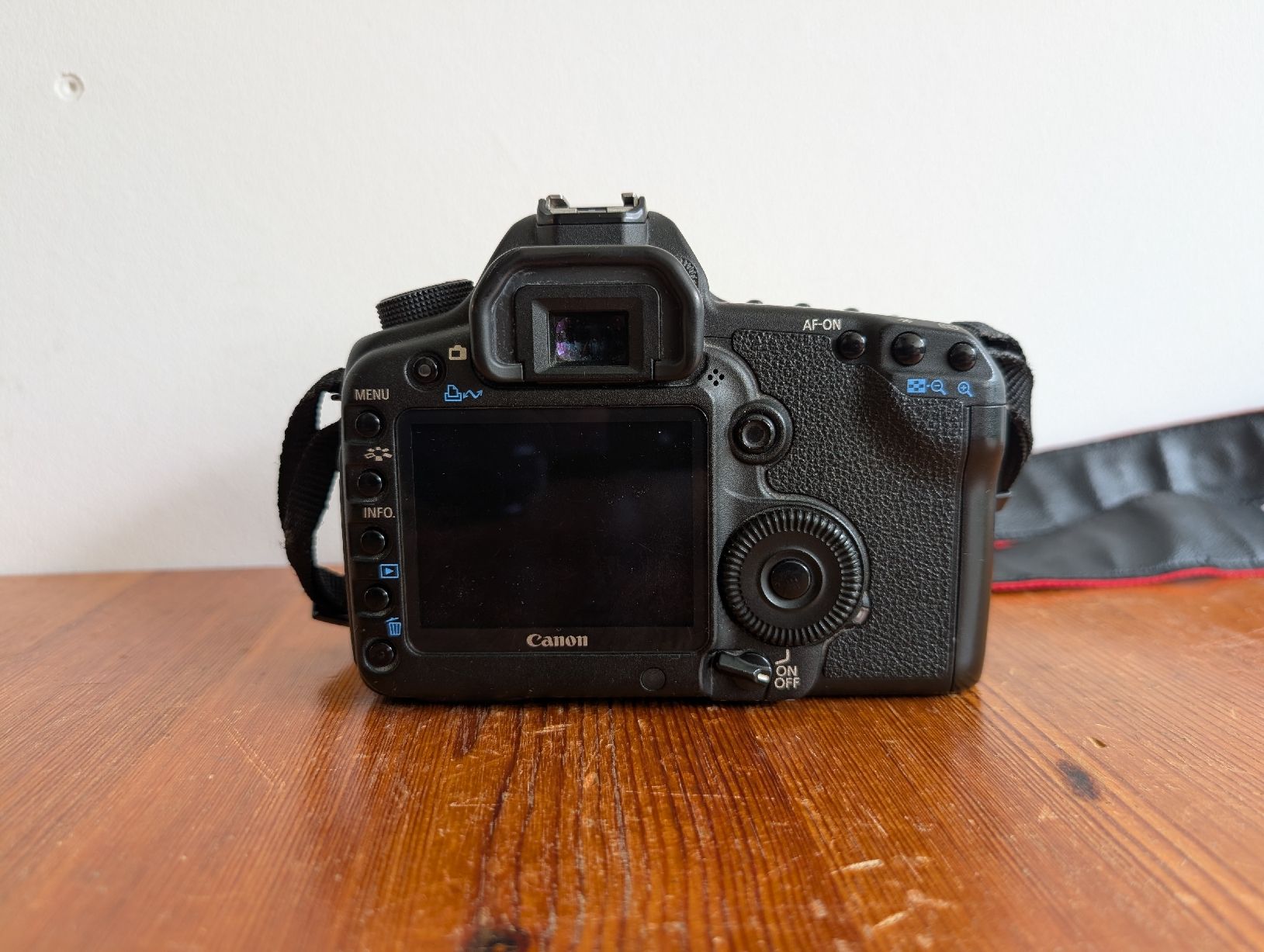 Canon Kamera: Canon EOS 5D Mark ii – Gebraucht aus Sursee von FlavioSonnenberg 1