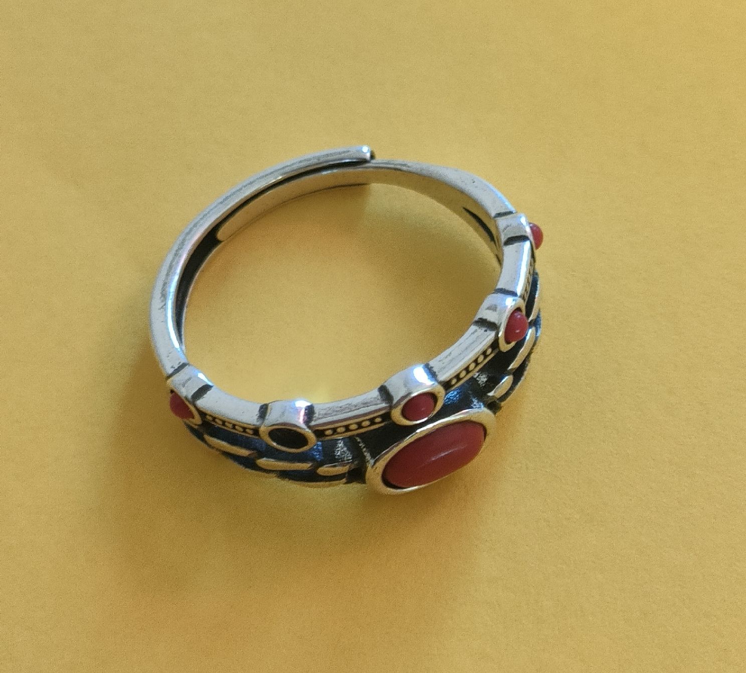 Altri gioielli: Modeschmuck. Ohrstecker und Ring neu – Usato da Oberuzwil venduto da Rainbow64 4