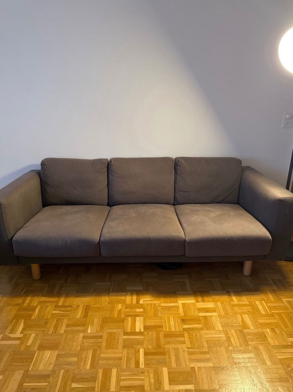 Ikea Sofas: Sofa, Drei-Sitzer, bequem & modern – Gebraucht aus Zürich von max_hxt8 1