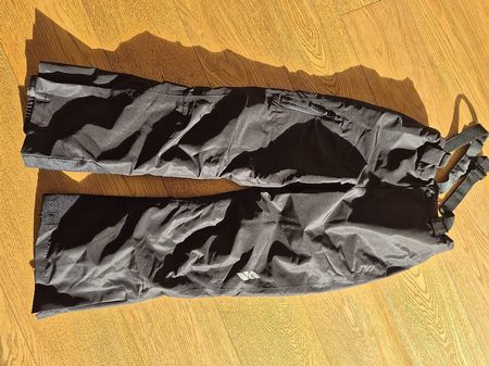 Pantaloni sci tg 146-152 nuovi