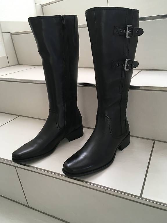 Scarpe da donna: Damenstiefel Grösse 36 schwarz – Usato da Kreuzlingen venduto da Speedy_59