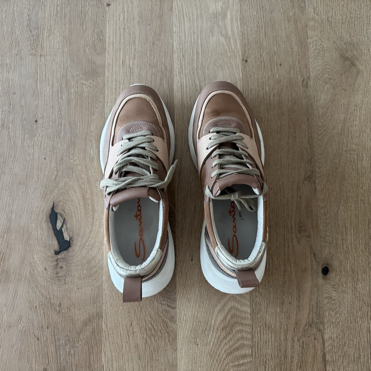 Santoni Damenschuhe: Santoni Sneaker Gr 39 wie neu! – Gebraucht aus Wohlen AG von zrhdus 2