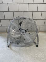 Bodenventilator Dryfix silber 