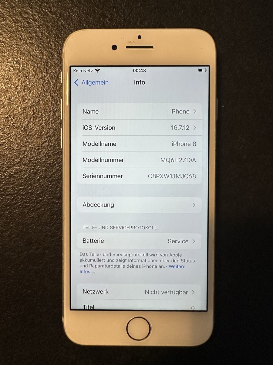 Apple Telefoni cellulari / Smartphones: iPhone 8, 64GB, Silber, guter Zustand – Usato da Dübendorf venduto da ric_jtz2 2