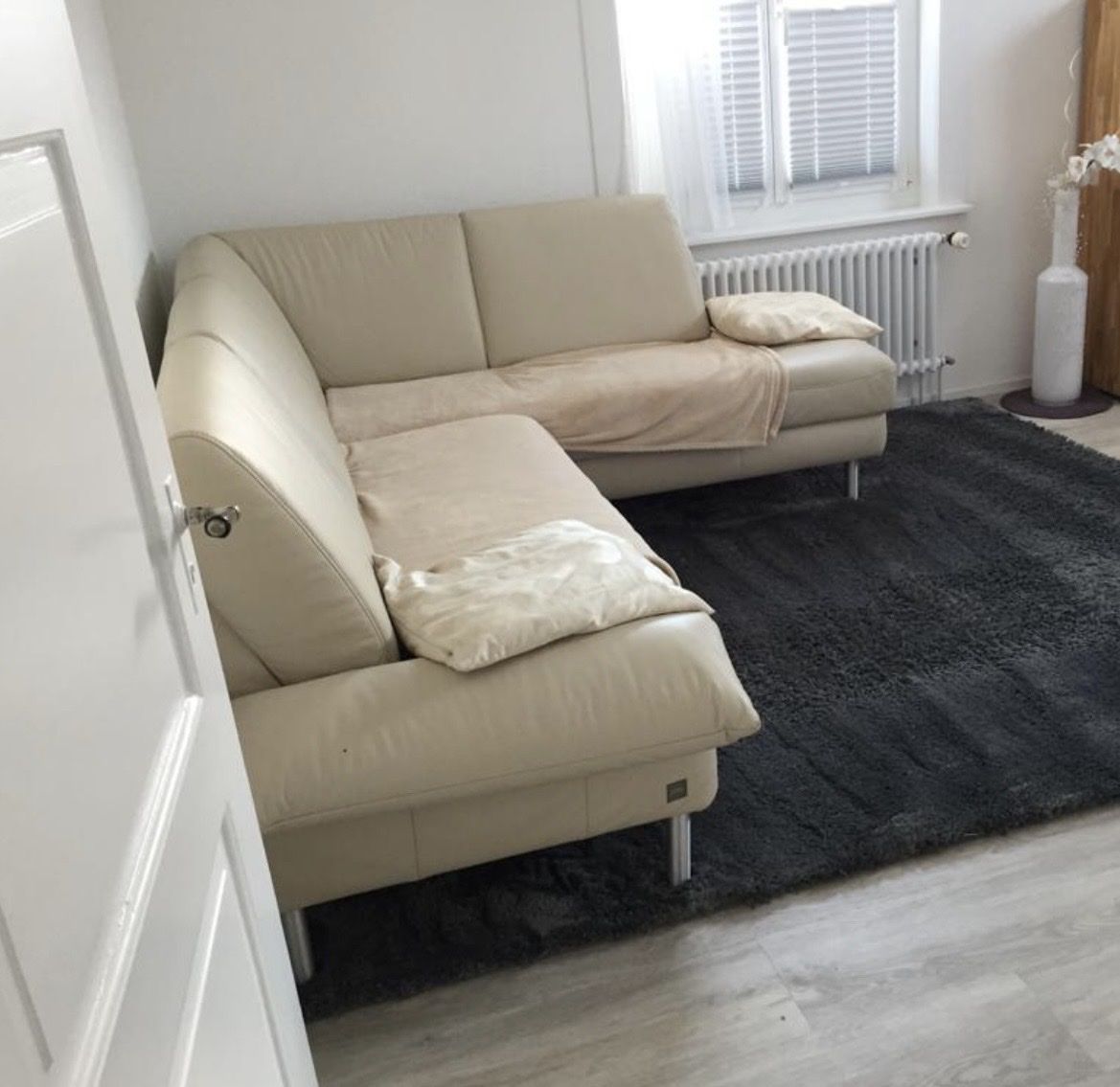 Sofas: Ecksofa Echtes Leder echt 250x185 – Gebraucht aus Frauenfeld von Waldtaube53