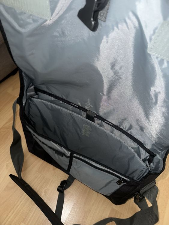 Dakine Borse: Dakine Umhängetasche für Alltag und Uni - Top Zustand! – Nuovo (secondo la descrizione) da Schübelbach venduto da ritualsx3 1