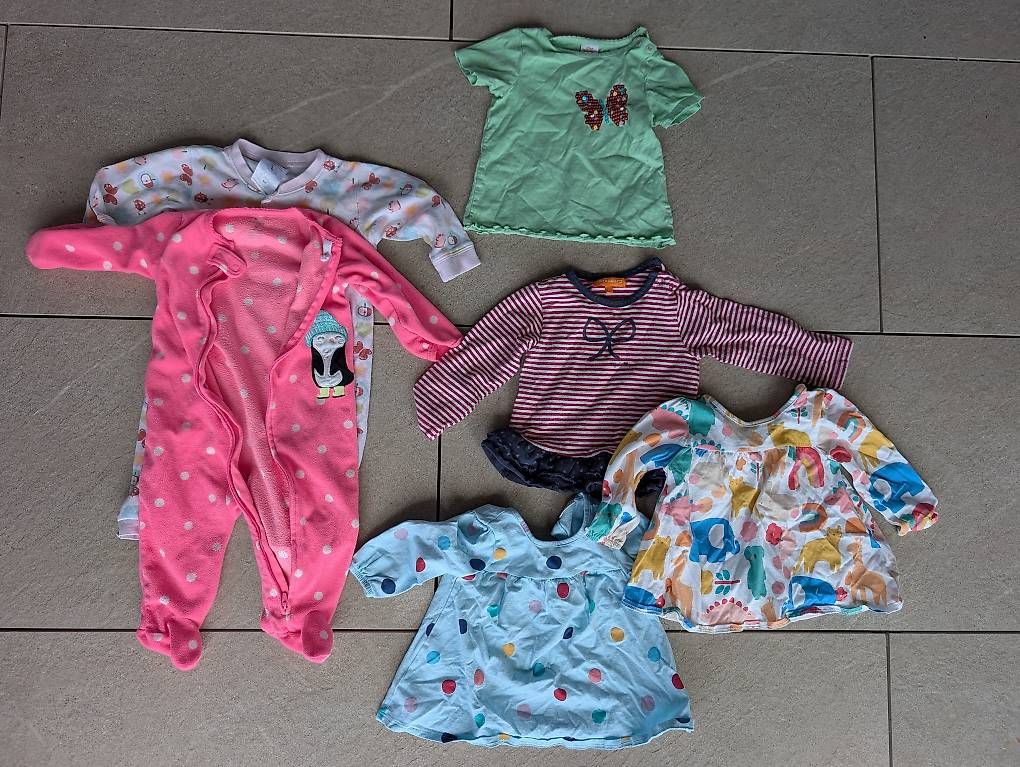 Lotti & Set di vestiti: Mädchen Kleiderpaket Grösse 74 – Usato da Zug venduto da len_hk5k