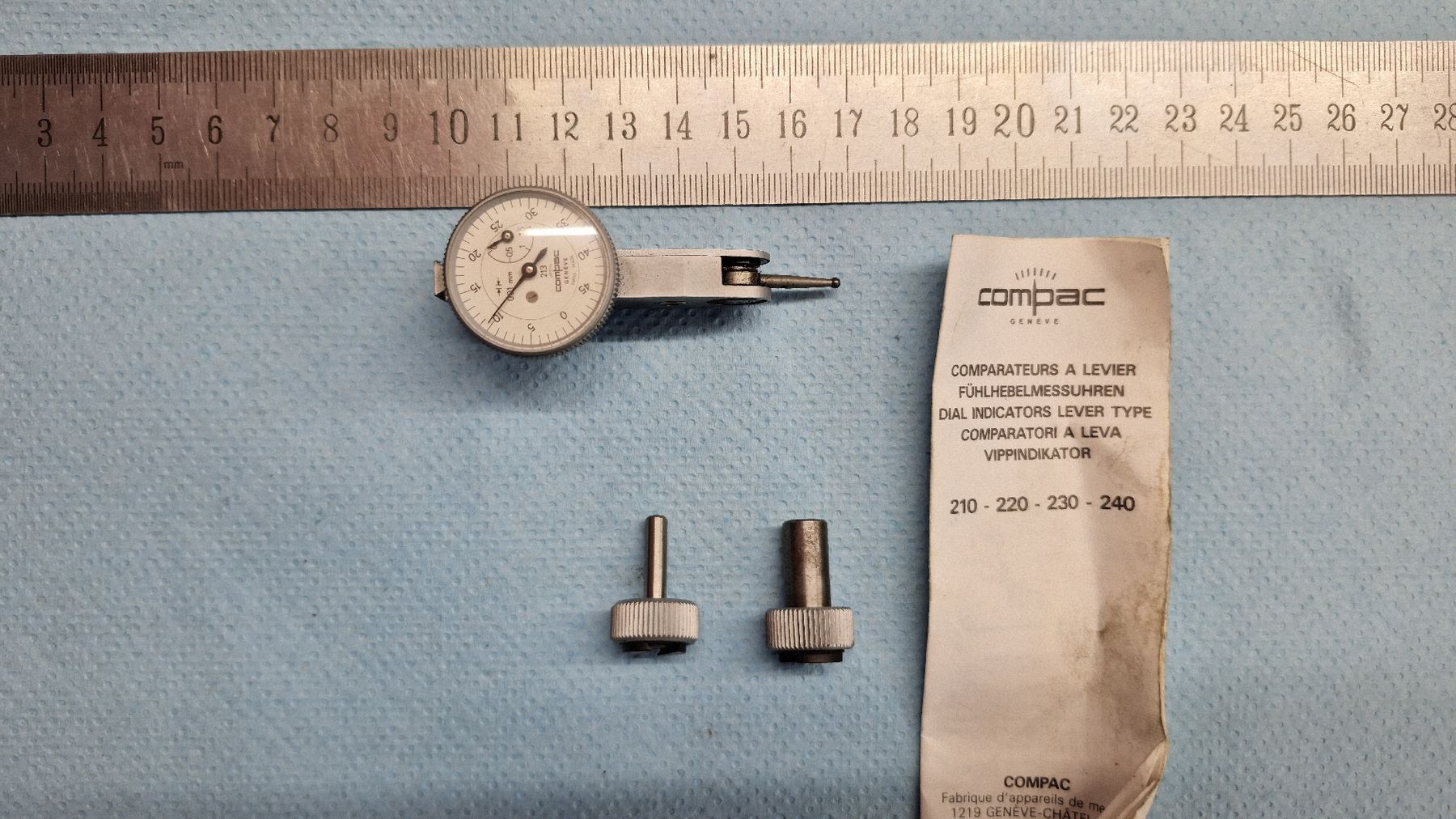 Misurare: Comparateur à levier Compac Genève, dans sa boîte – Usato da Cousset venduto da maurerjohann 1