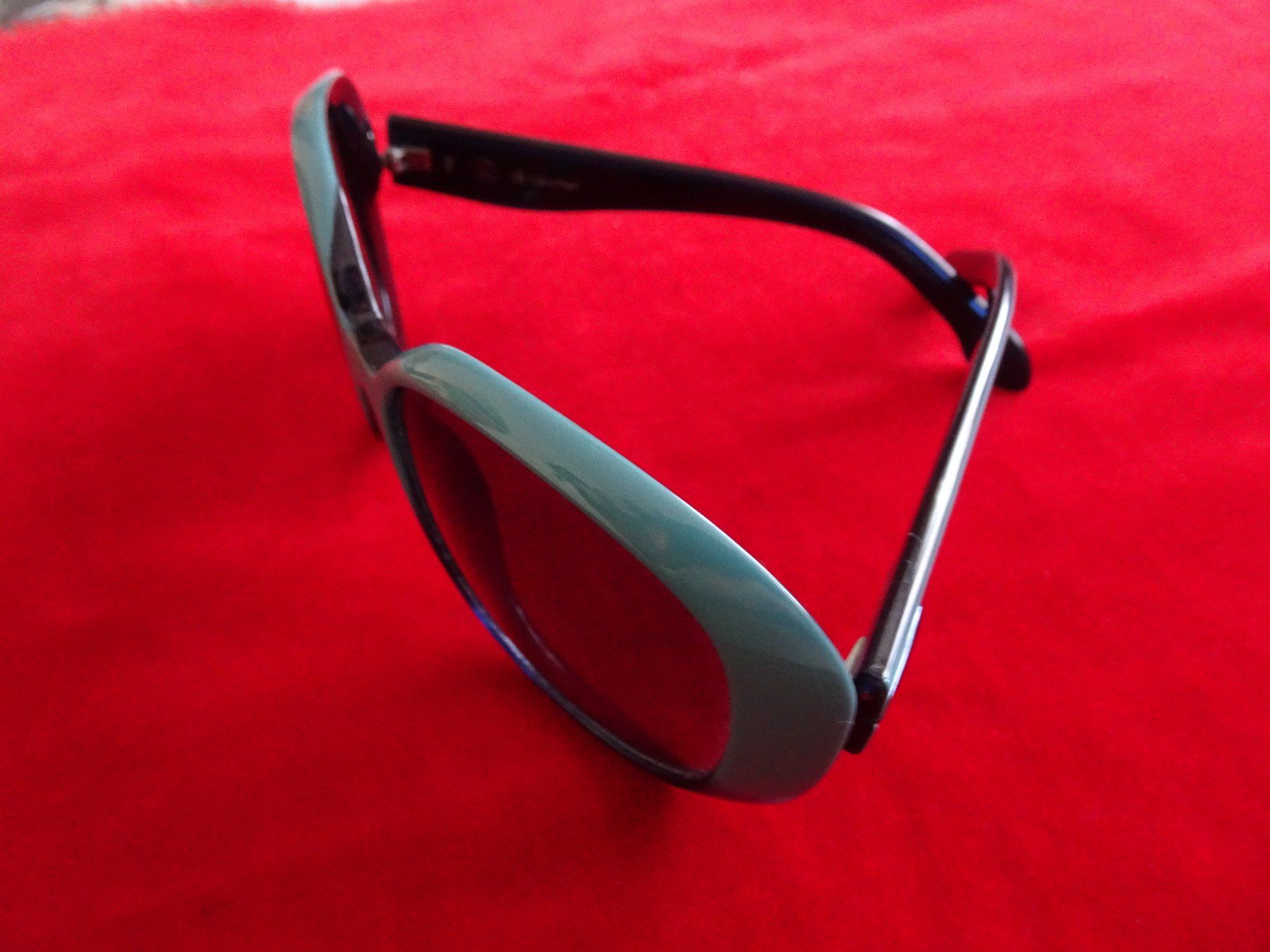Calvin Klein Occhiali & Lenti: Calvin Klein Sonnenbrille – Usato da St.Gallen venduto da Diva021 1