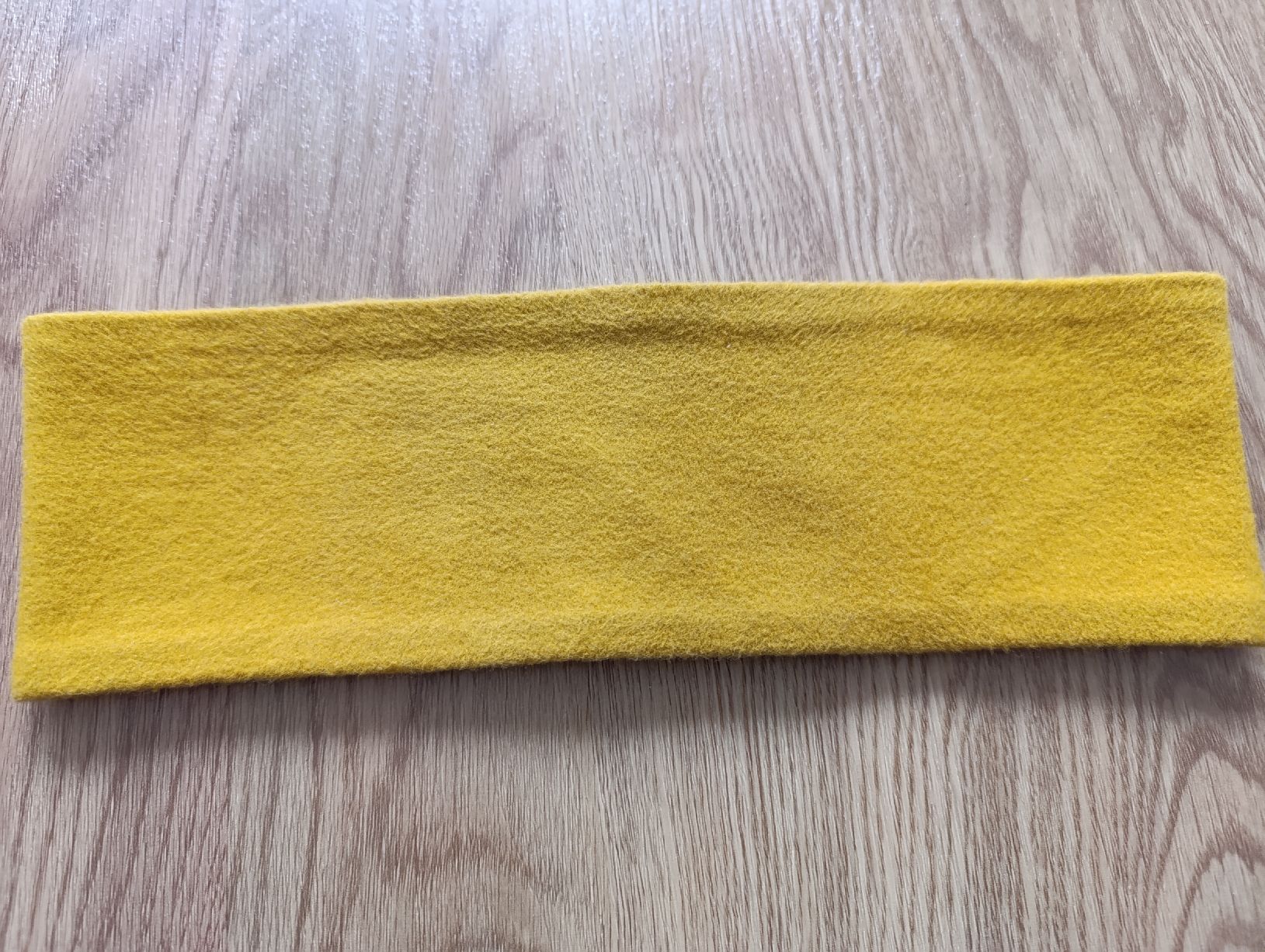 Copricapi, berretti & cappellini: Stirnband mit Hirschen – Usato da Stans venduto da Shidochir 1