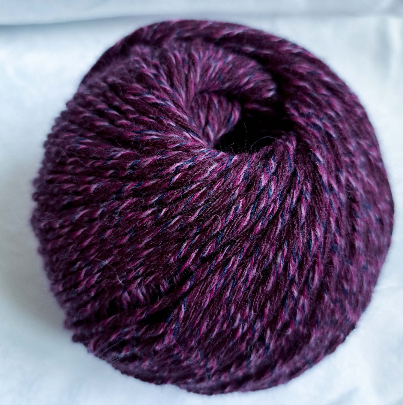 Lana: 50g schöne Unikatwolle, Beeren – Nuovo e nell'imballaggio originale da Basel venduto da Sweet-Yarns01