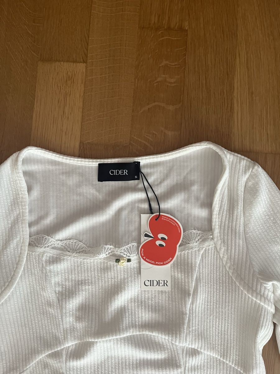 Maglioni & Felpe: CIDER Langarmshirt Weiss  – Nuovo e nell'imballaggio originale da Naters venduto da mar_fp7t 1