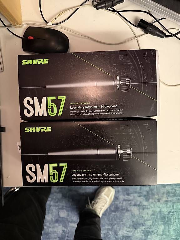 Shure Mikrofone: Shure SM57 Mikrofone – Gebraucht aus Winterthur von Calculating.Infinity