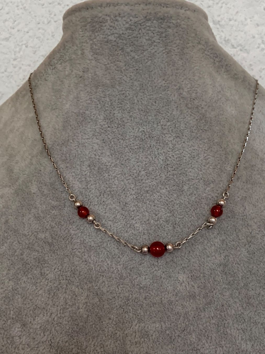 Catenine: Silberkette mit roten Elementen – Usato da Laufen venduto da Bellavitaboom 6