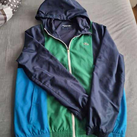 Lacoste Sport Jacke, neuwertig, Grösse M/L, ideal für Sport!