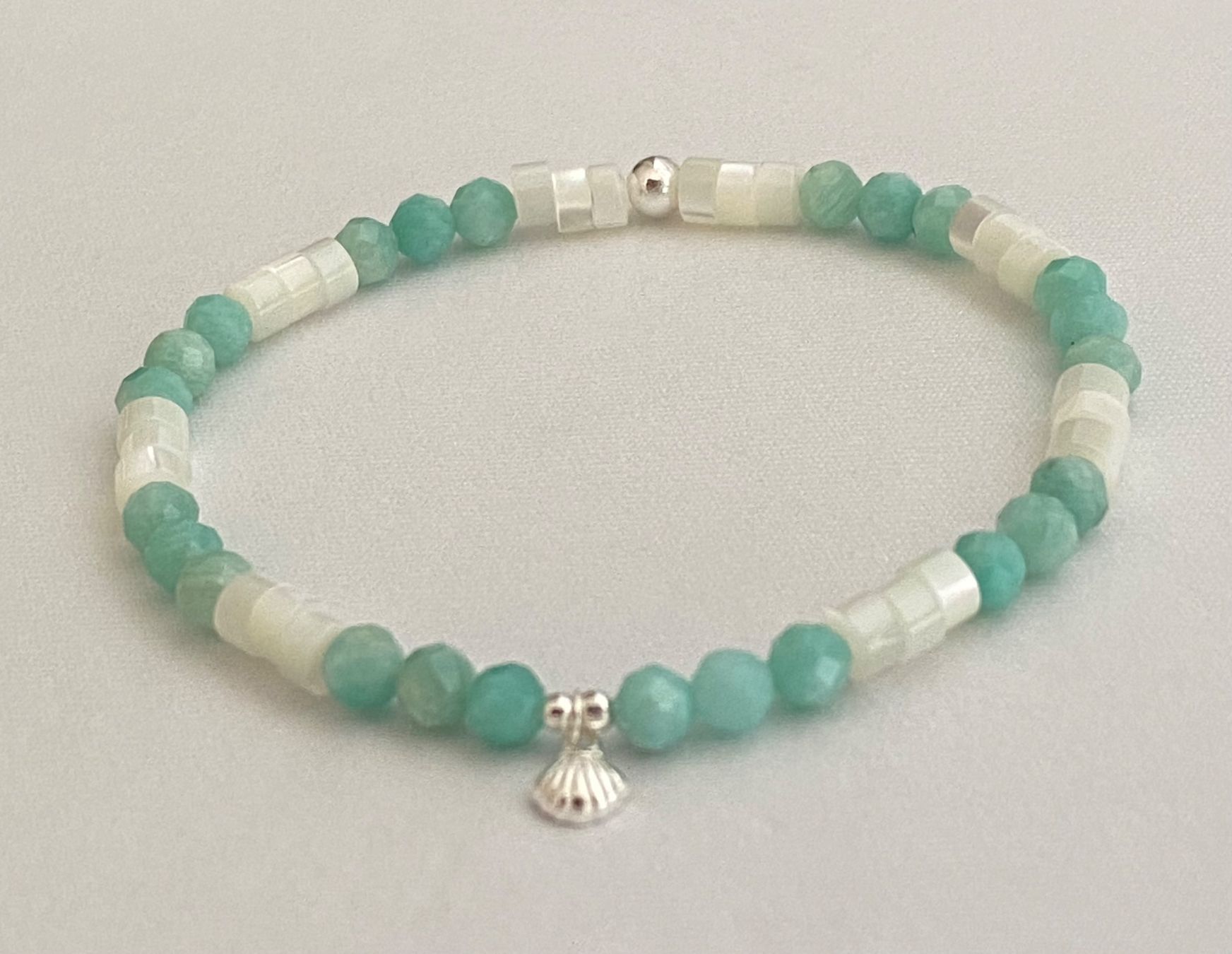 Bracciali & Braccialetti: Edelstein Armband Amazonit Perlmutt Silber auf Mass – Nuovo e nell'imballaggio originale da Zuzwil SG venduto da Lemliskat 2