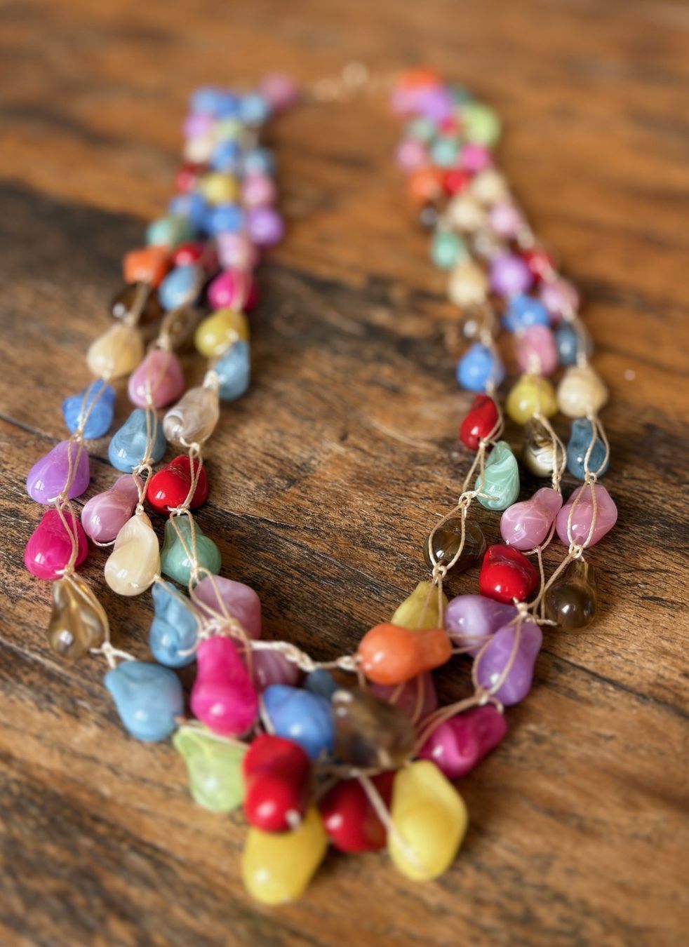 Catenine: Collier avec gouttes de couleurs – Nuovo e nell'imballaggio originale da Locarno venduto da DBSiesta