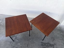 2 Dänische Mid Century Teak Beistelltische 