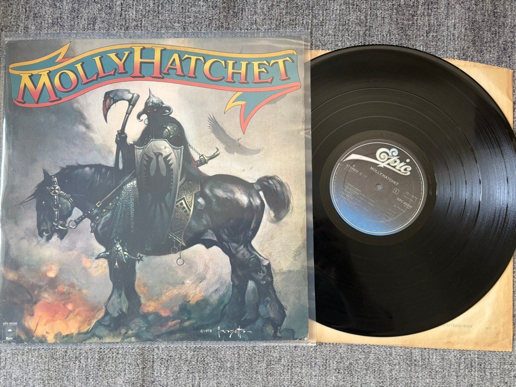 Dischi in vinile: Molly Hatchet - Molly Hatchet - Europe - 1978 - Epic – Usato da Zofingen venduto da Bigron