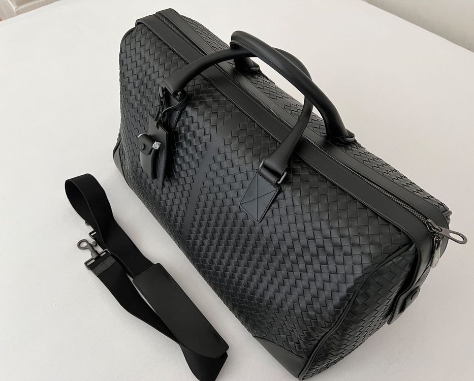 Bottega Veneta Borse: Bottega Veneta Intrecciato Large Duffle Bag in Schwarz – Nuovo e nell'imballaggio originale da Pfäffikon SZ venduto da Redwulf34 3