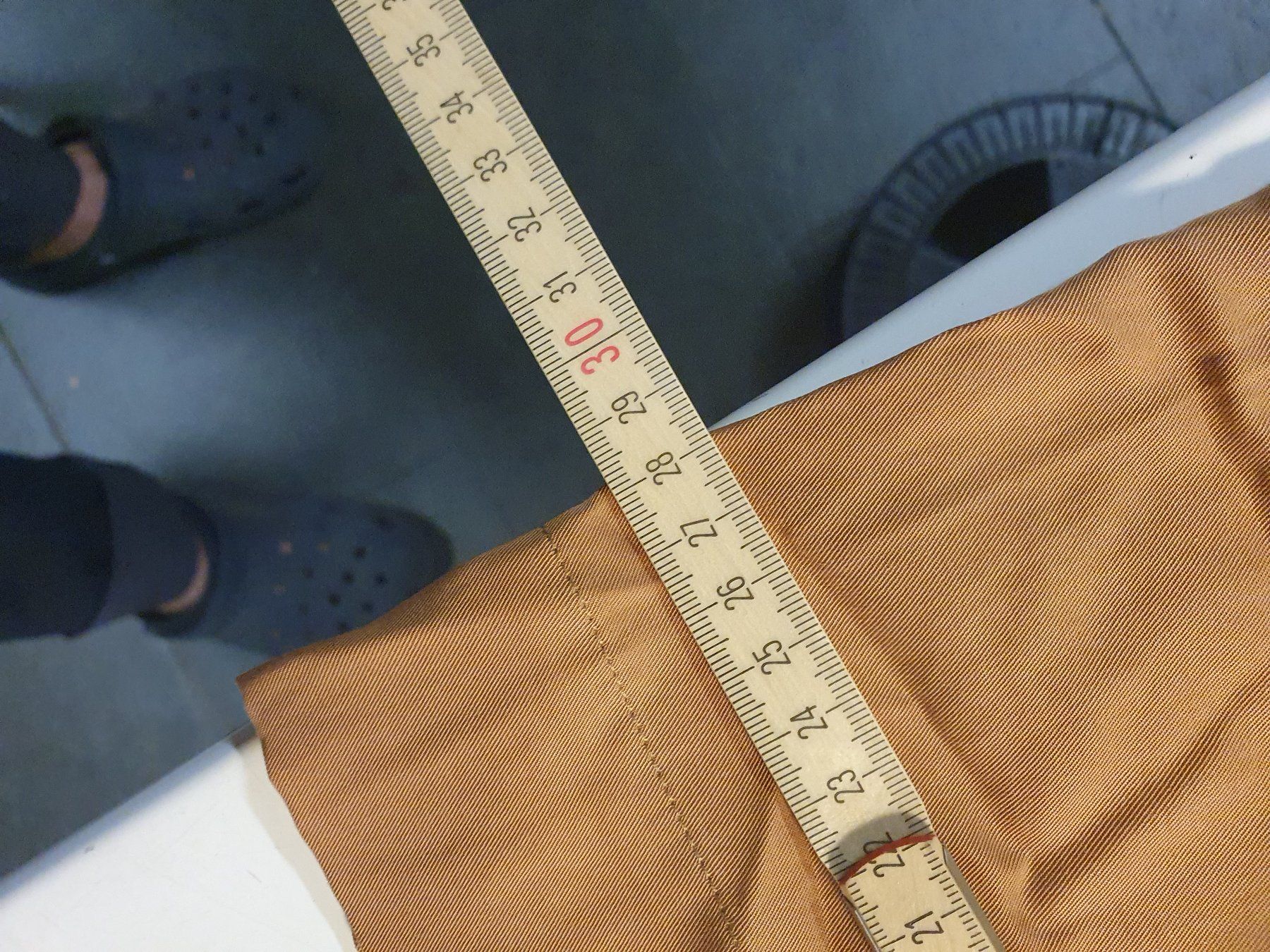 Pantalons: Mask Damenhose beige Grösse S – D'occasion à Zürich par loosebone 6