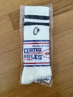 Neue Corteiz Socken, weiss mit schwarzen Streifen