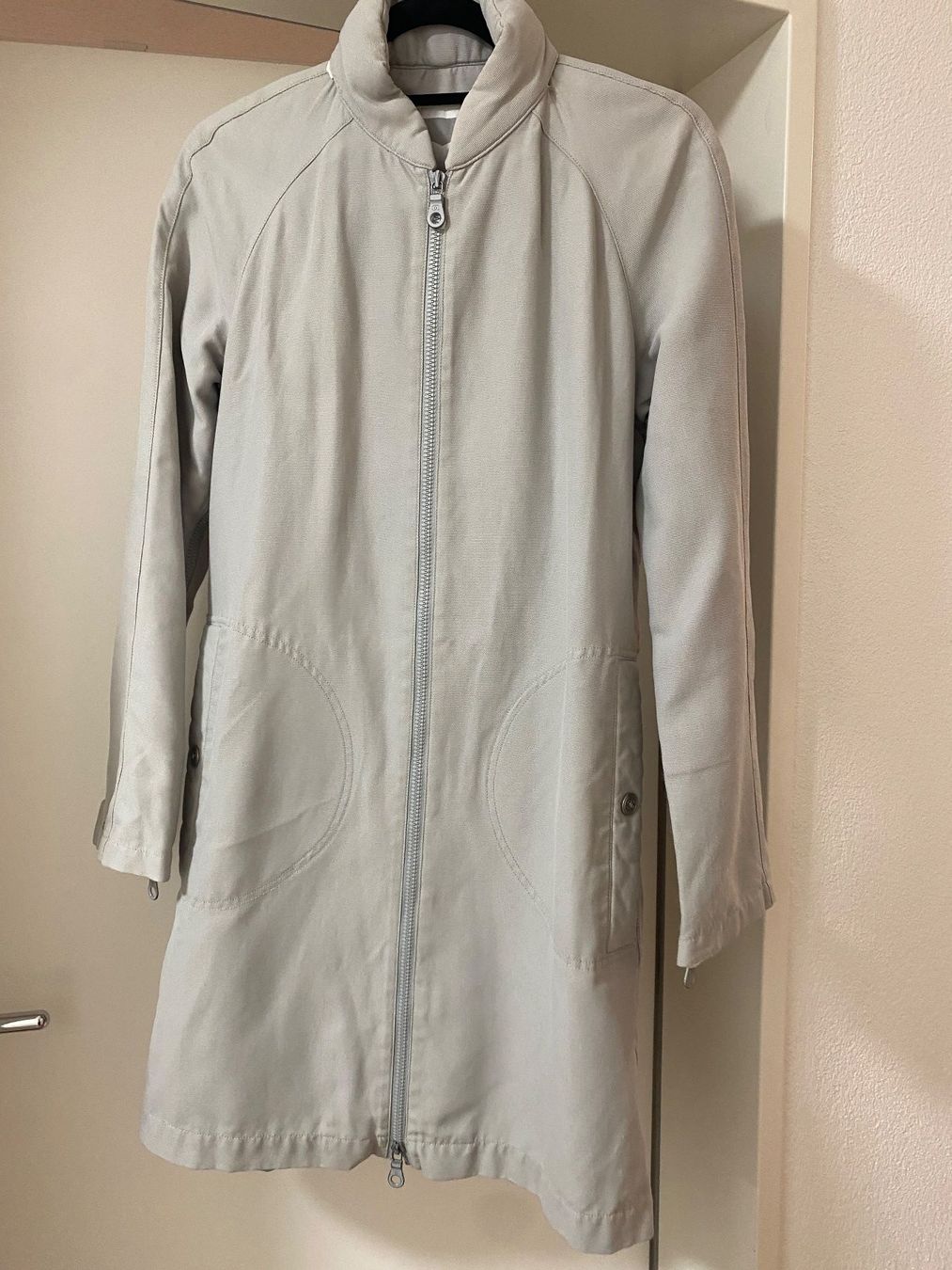 Chanel Jacken: Chanel Jacke – Gebraucht aus Wetzikon ZH von Deba26