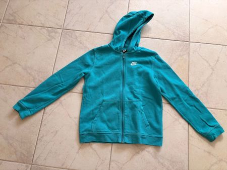 tolle Nike Kapuzenjacke Gr. 158-170 türkis
