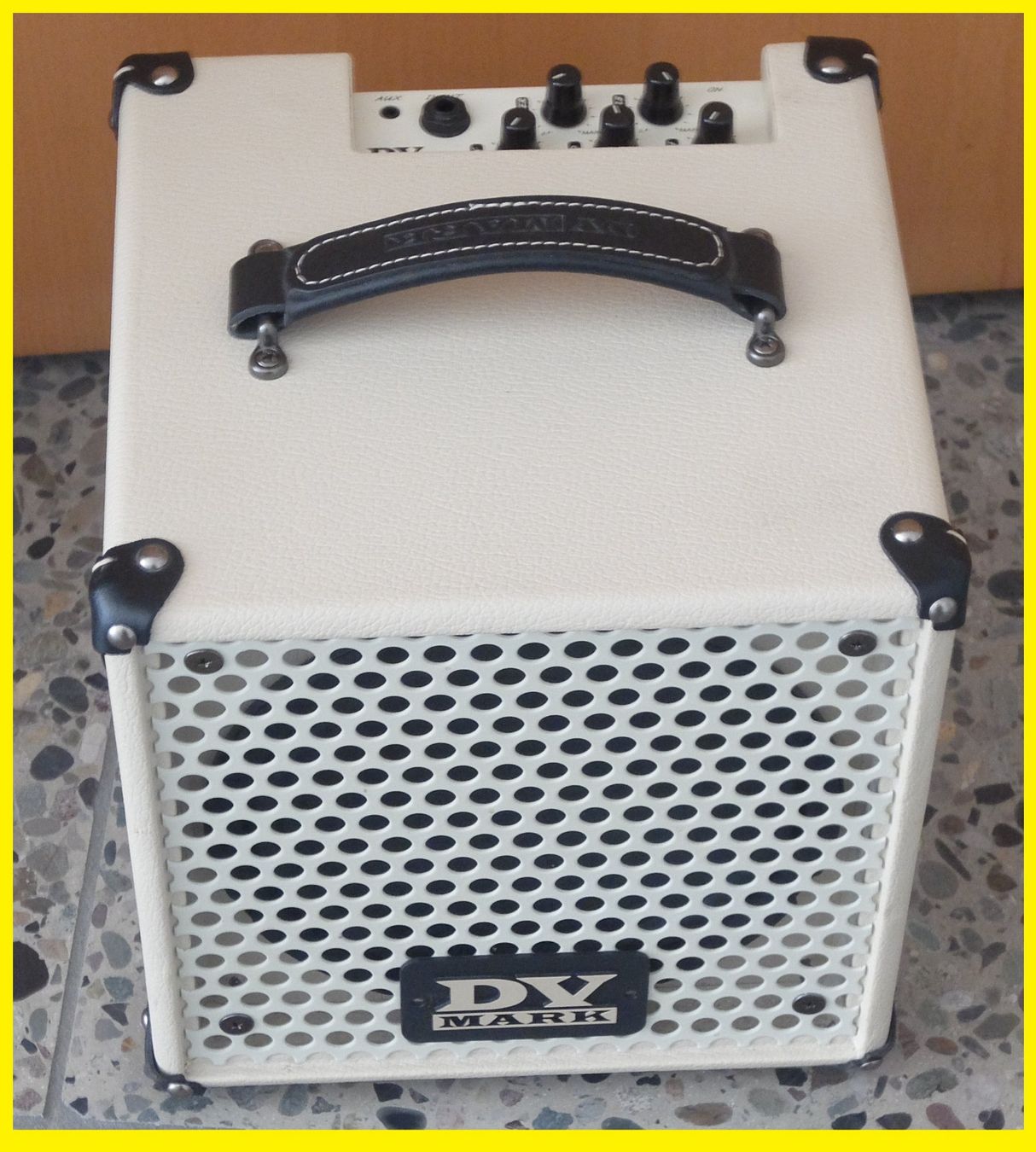 DV Mark Verstärker: DV-Mark Little Jazz Guitar Combo Amp – Gebraucht aus Basel von Elektronik_Markt