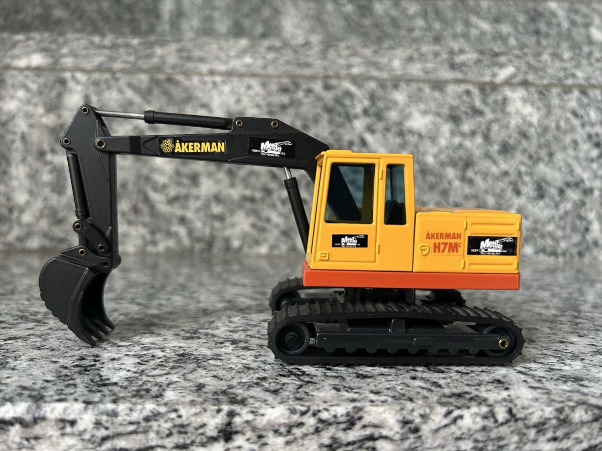 Joal Modellbausätze & Standmodelle: Akerman H7 , 1:50 , Joal – Gebraucht aus Horw von Tigercat635