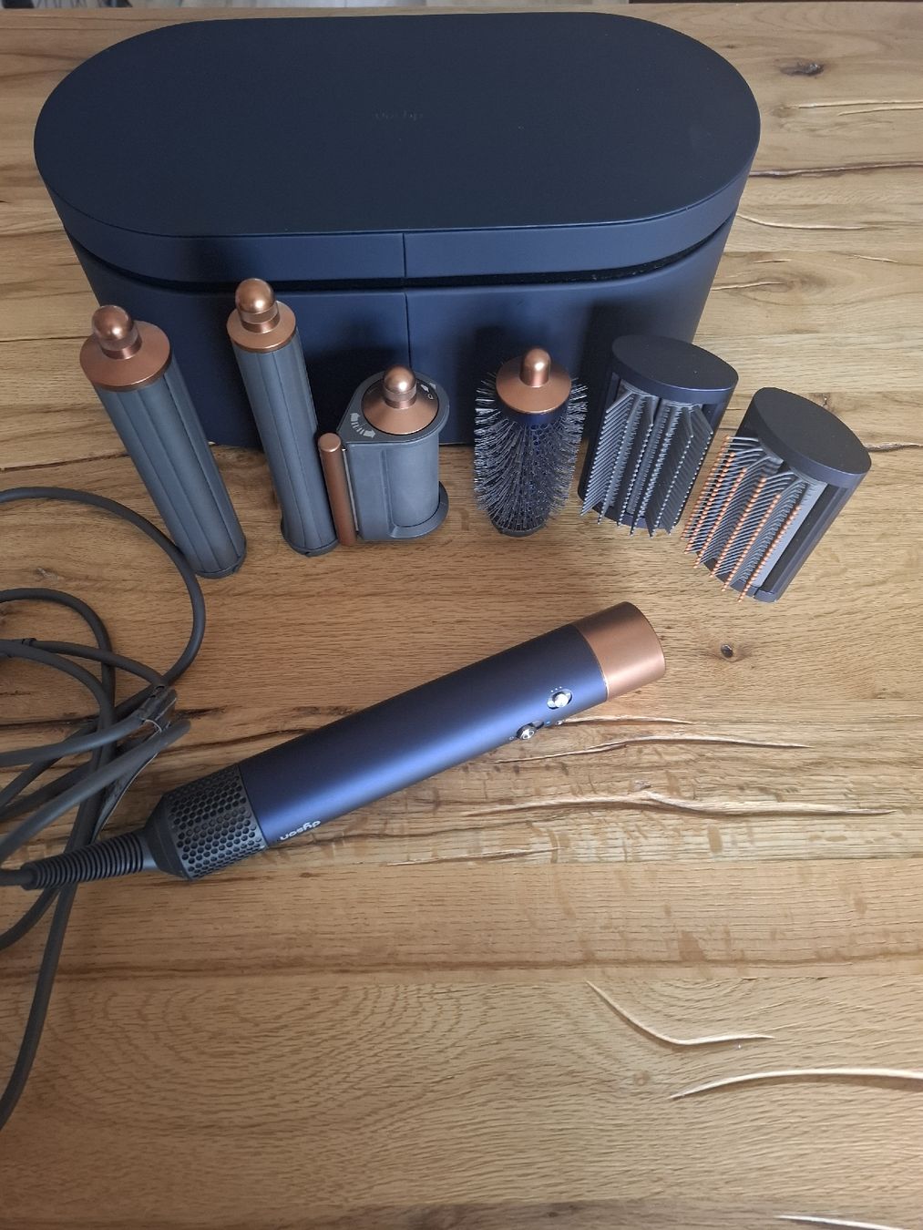 Dyson Föhn: Dyson Airwrap Multi-styler très peu utilisé  – Neu (gemäss Beschreibung) aus Chabrey von Frederica239 2