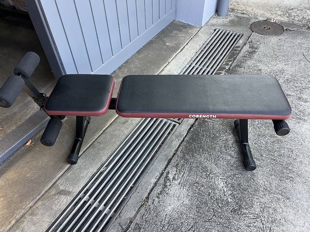 Decathlon Hometrainer: Hantelbank Corength Fold 500 – Gebraucht aus Arlesheim von FS_79 1