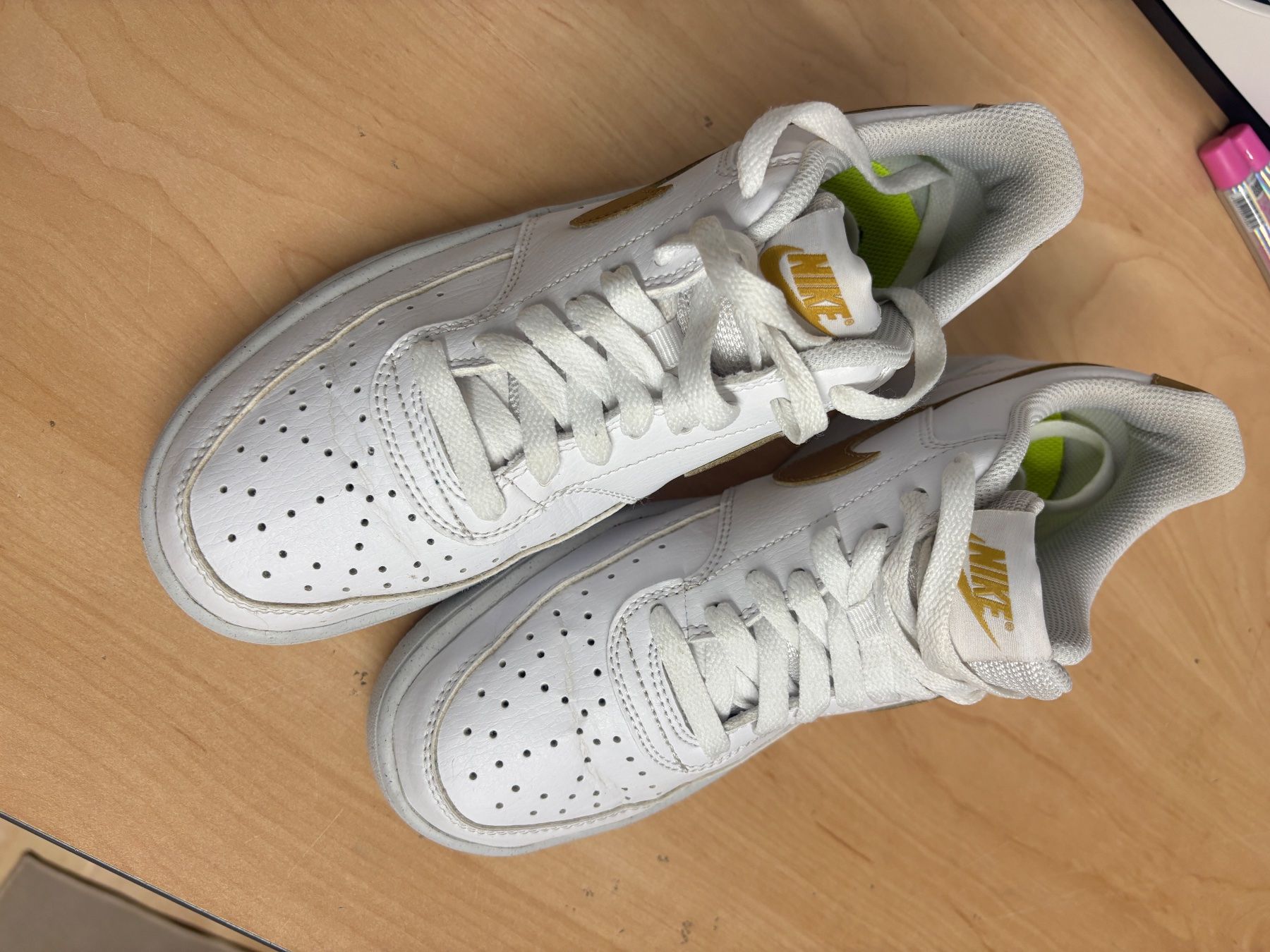 Nike Scarpe da donna: Nike Sneaker 38.5 – Usato da Schwarzenberg LU venduto da Ffrnzi 1