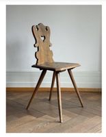 Holzstuhl mit Herzmotiv sehr guter Zustand