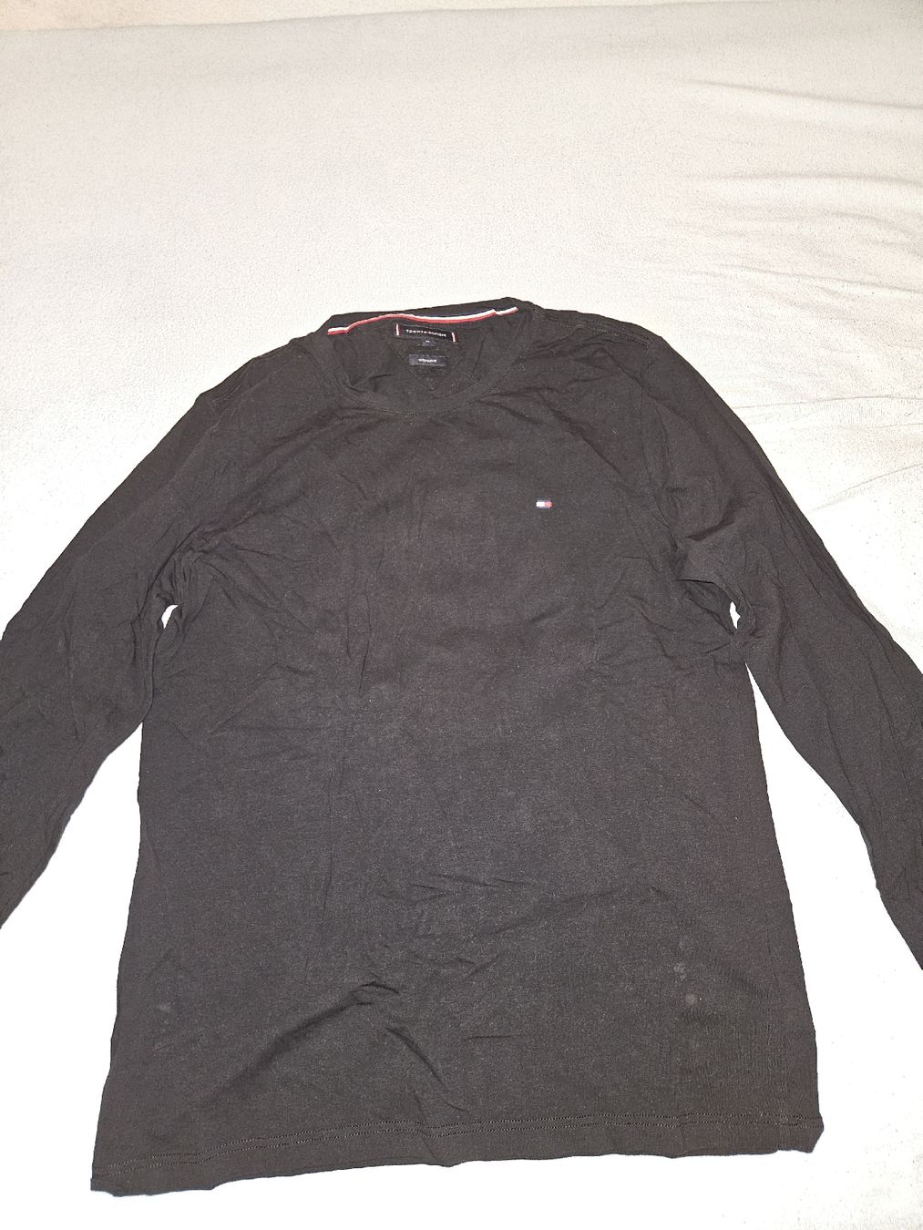 Tommy Hilfiger T-shirt: Tommy Hilfiger Langarm Shirt – Usato da Kriens venduto da bre_7dhc
