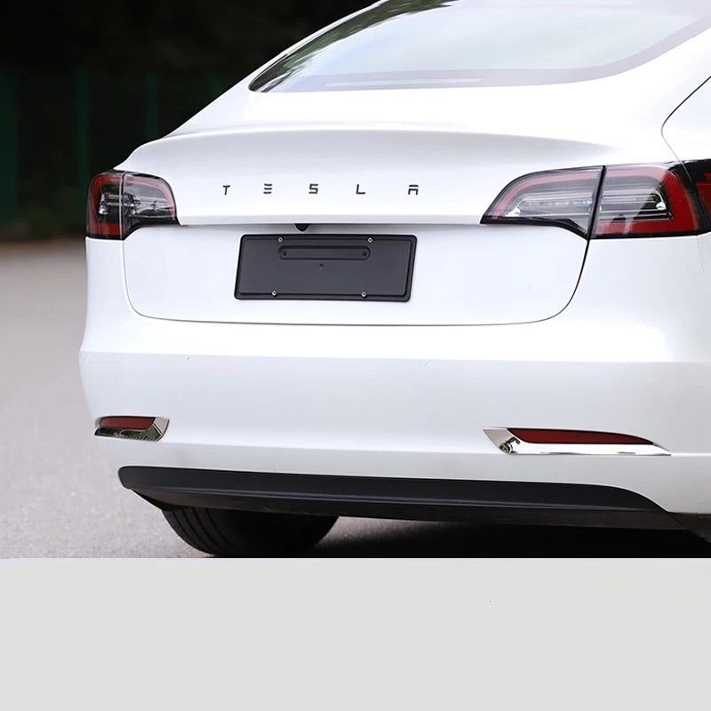 Sticker: Autoschriftzug 3D Tesla – Nuovo e nell'imballaggio originale da Dietikon venduto da e-car-shop.schweiz