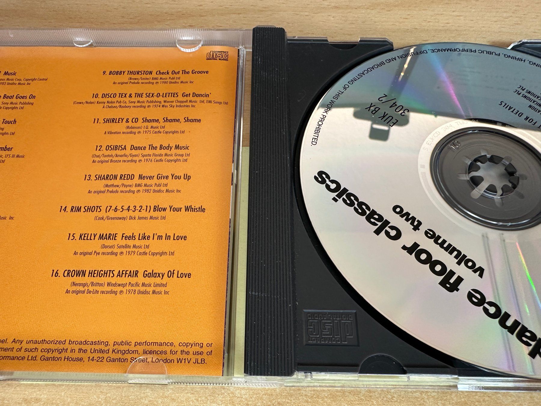 CD: Various – Dance Floor Classics - 3 CD – Usato da Rikon im Tösstal venduto da Alpenmutz 2