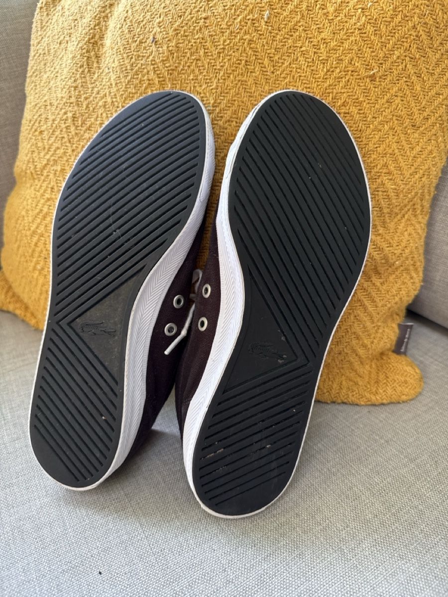 Lacoste Damenschuhe: Lacoste Damenschuhe schwarz Gr. 39,5 – Gebraucht aus Ottikon von Domito 4