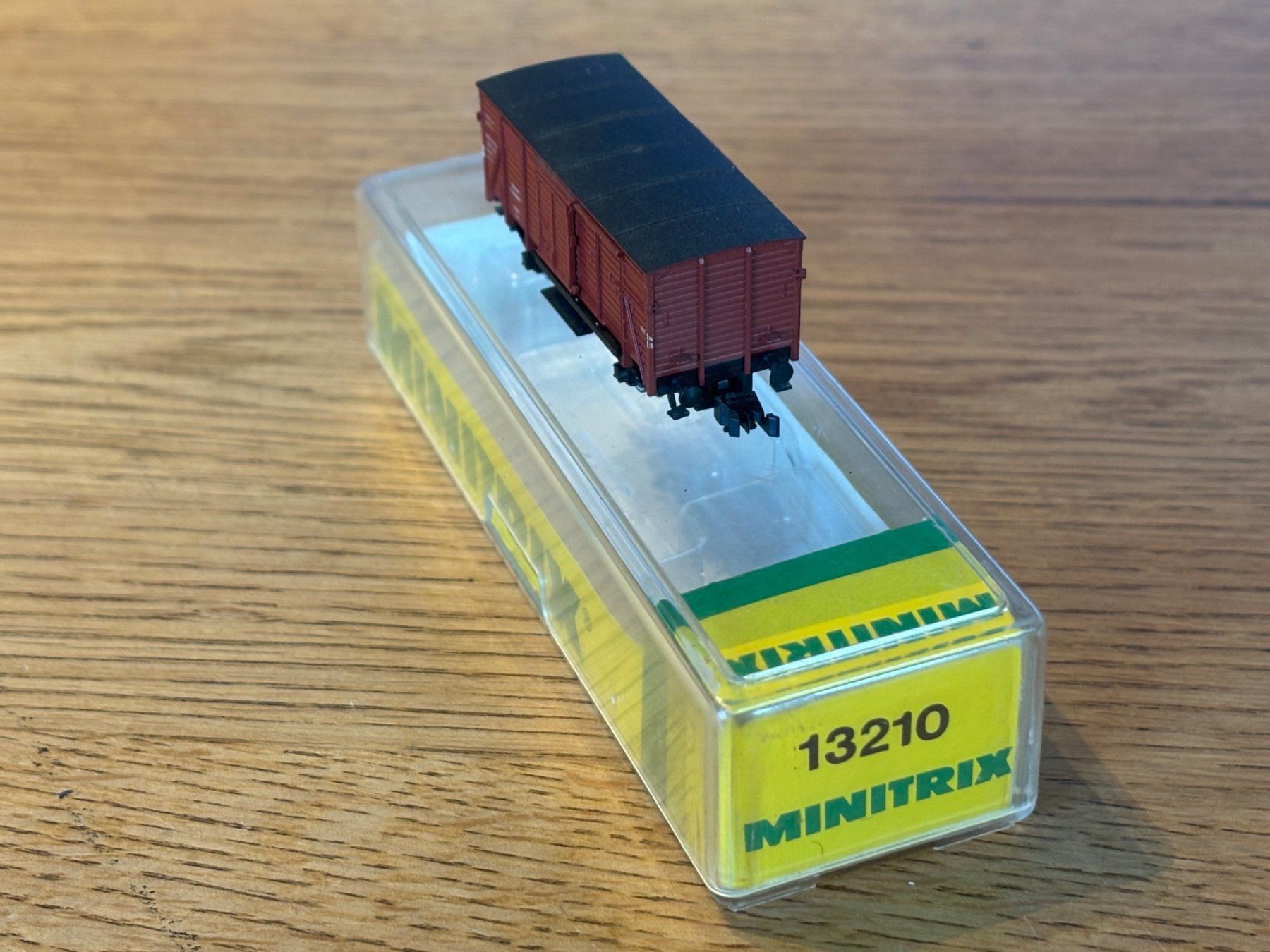 Modellini di ferrovie: e1833: Güterwagen (Spur N) – Usato da Birsfelden venduto da Birs_25 3