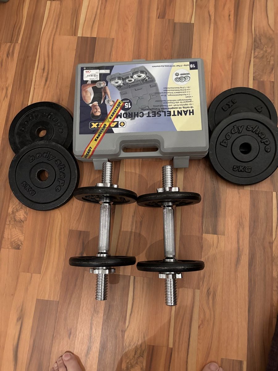 Poids & Haltères: Dumbbell Set with Case & Exercise Mat - Home Workout 💪 – D'occasion à Neuenhof par jav_2skb 1