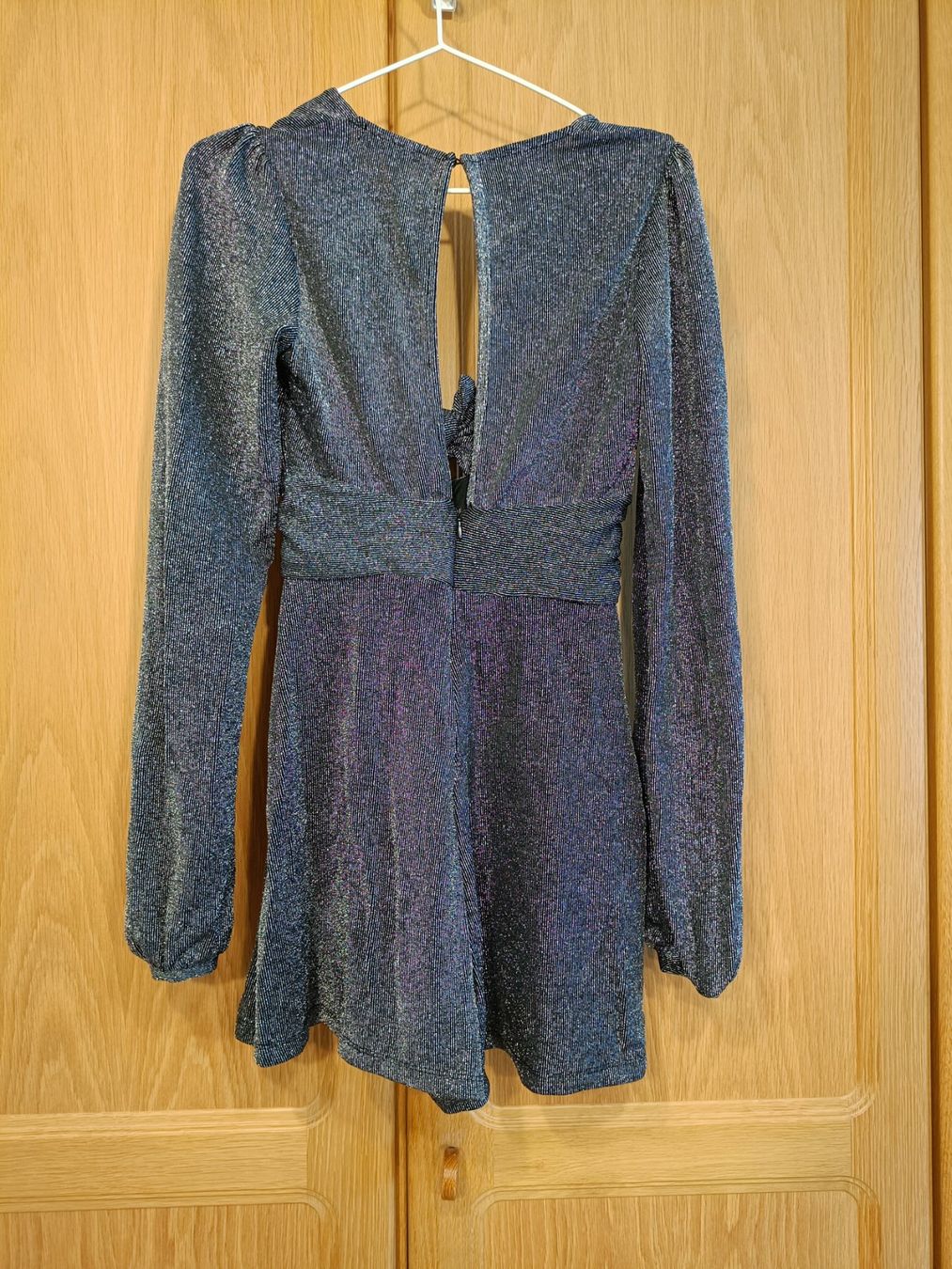 Bershka Tute: Glitzer Jumpsuit Bershka M langarm – Usato da Zürich venduto da Atelier.Second 4