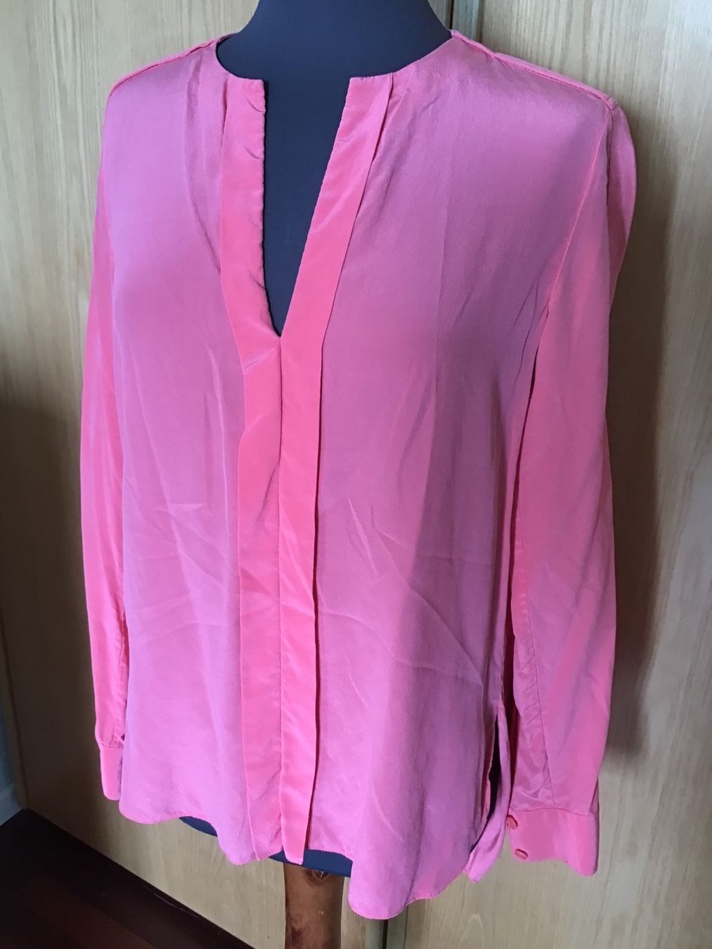 Blusen: Edle Seidenbluse v. BCBG MAX AZRIA - Koralle – Gebraucht aus Besazio von lionheart63 2
