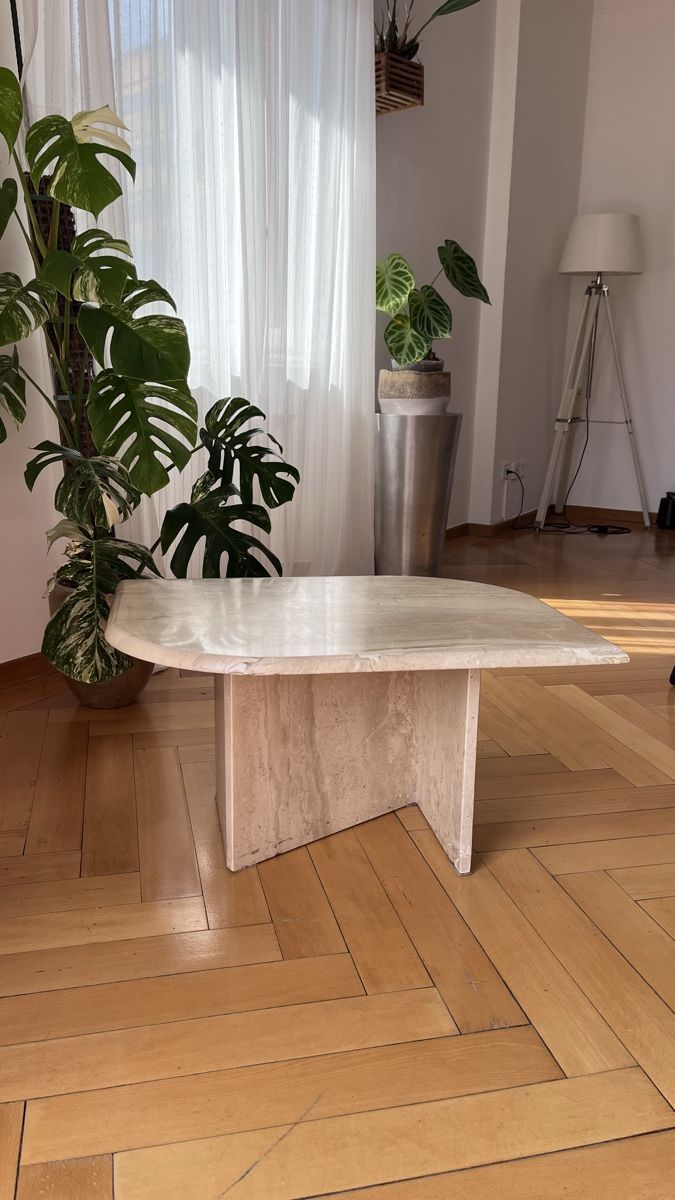 Tische: Vintage Postmodern Italian Travertine Coffee Table – Gebraucht aus Lugano von The_Botanists