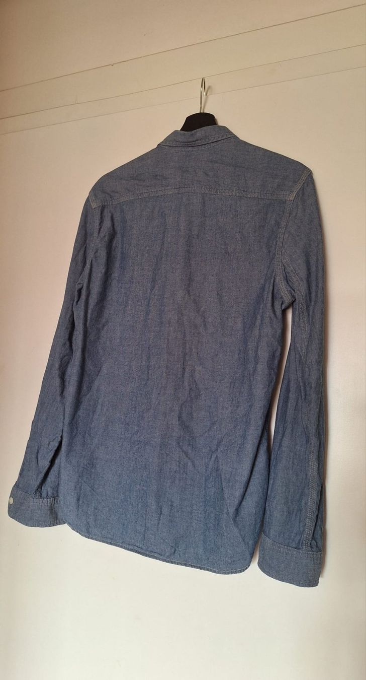 Gap Hemden: Gap Chambray Shirt (M) – Gebraucht aus Zürich von andyscorner 1
