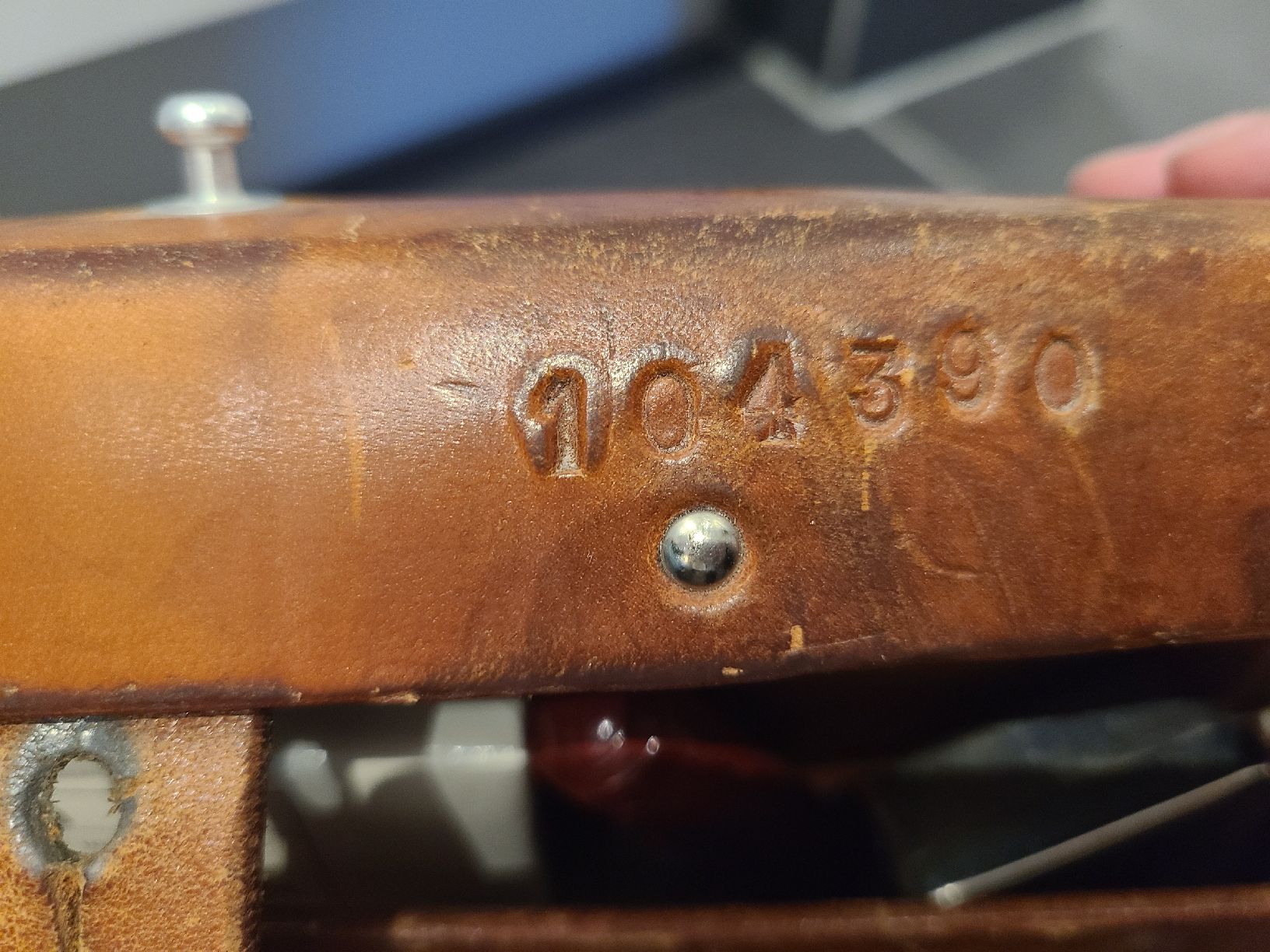 Schweizer Armee Borse: Schweizer Sanitätstasche Leder  – Usato da Flüh venduto da pauletta1985 4