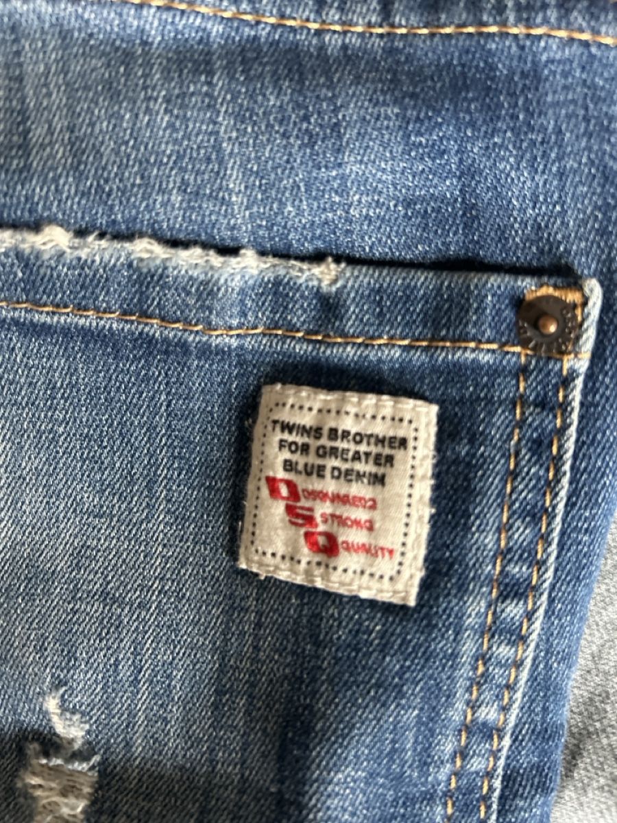 Dsquared2 Jeans: DSQUARED 2 used look – Usato da Burgdorf venduto da nat_kfq5 4