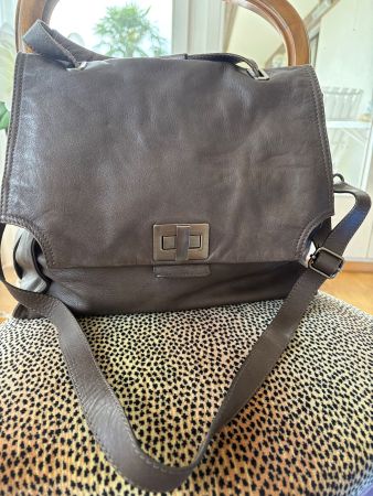 Handtasche Leder braun mit Schulterriemen gebraucht