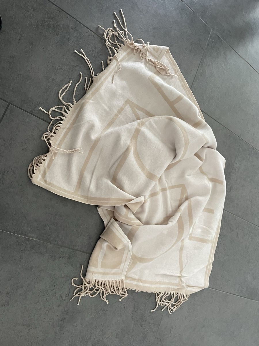 Hallhuber Foulard & Sciarpe: HALLHUBER SCHAL – Nuovo (secondo la descrizione) da Neuenhof venduto da schwogiii